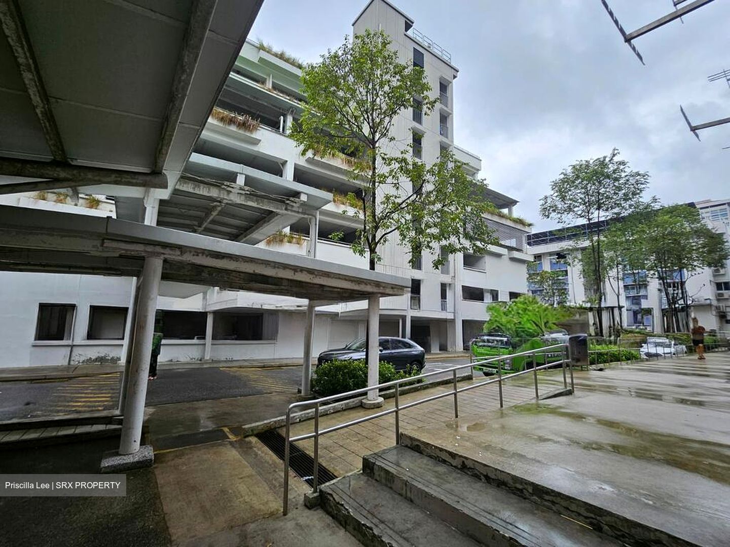 Bedok Town Centre (D16), Shop House #522799391